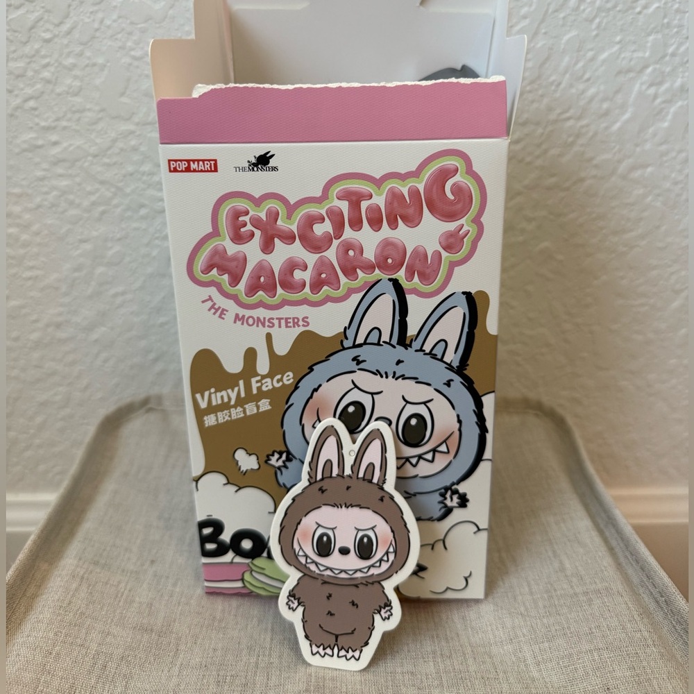 Exciting Macaron Labubu - Toffee (unopened bag)